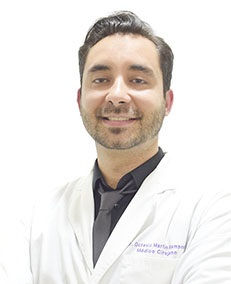 Dr. Martin Rampone:  Médico Cirujano, Director Clínico
